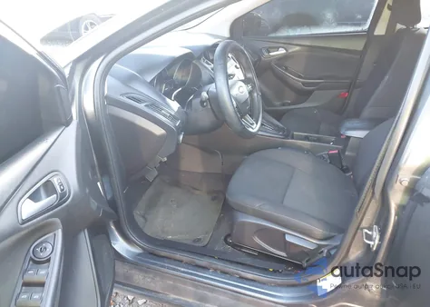 2018 Ford Focus Se z USA, uszkodzony, nr VIN 1FADP3F27JL279721